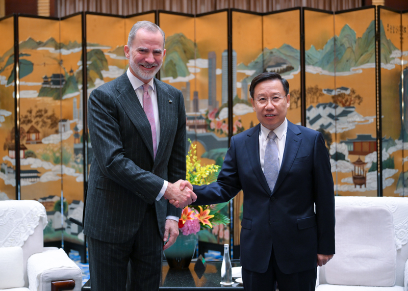 1112-1-2.jpg 1112-1-2.jpg